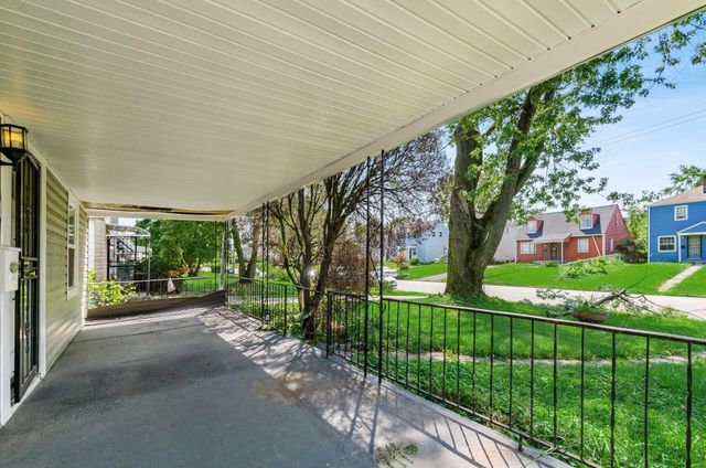 1018 E 19th Avenue, Columbus, OH 43211