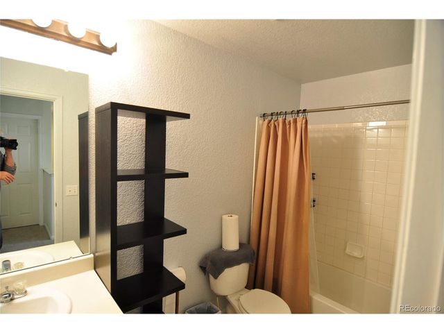 13905 Ivy St, Thornton, CO 80602