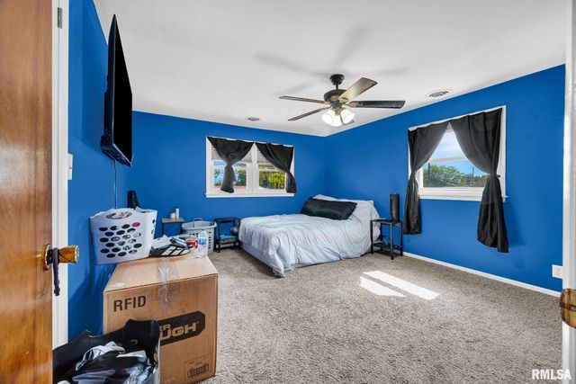 1607 DEPPERT Drive, Pekin, IL 61554