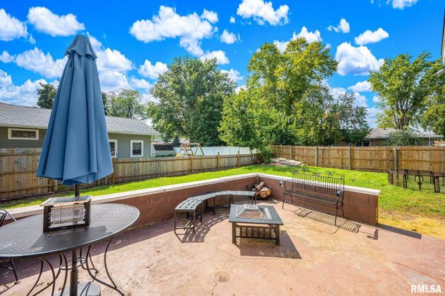 1607 DEPPERT Drive, Pekin, IL 61554