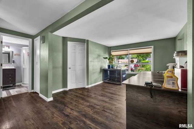 1607 DEPPERT Drive, Pekin, IL 61554