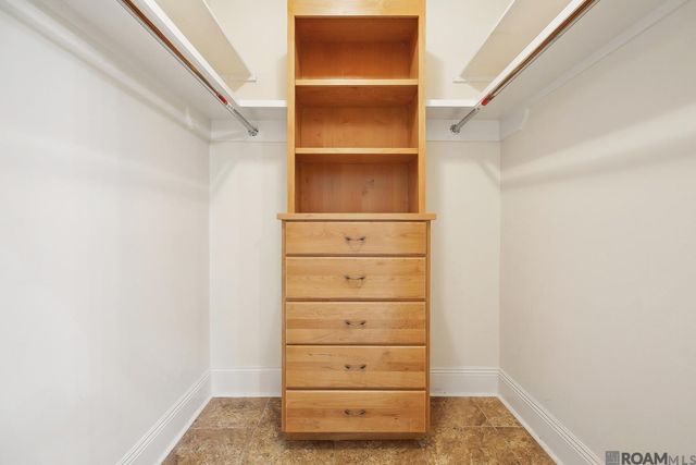 16025 Parkside Ct, Saint George, LA 70817