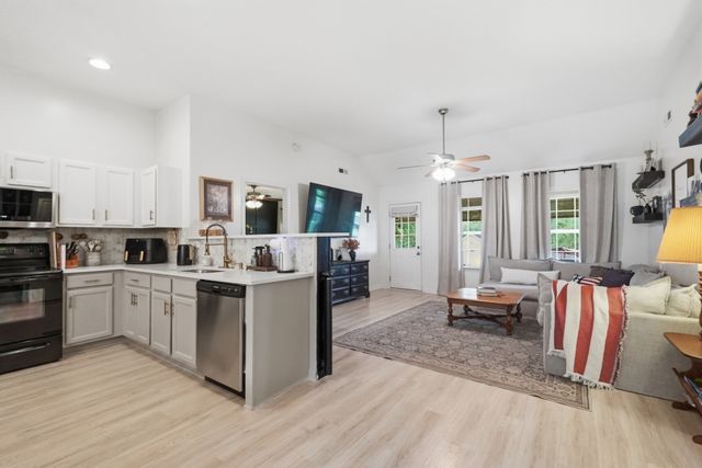 1569 Ringwald Rd, Murfreesboro, TN 37130