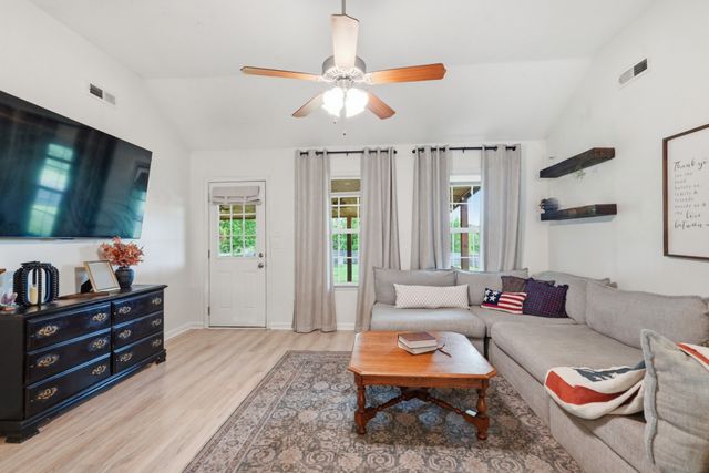 1569 Ringwald Rd, Murfreesboro, TN 37130