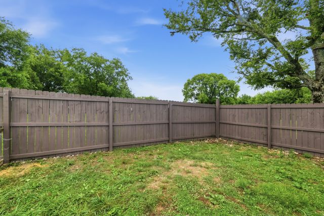 1569 Ringwald Rd, Murfreesboro, TN 37130