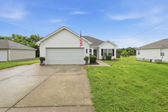 1569 Ringwald Rd, Murfreesboro, TN 37130