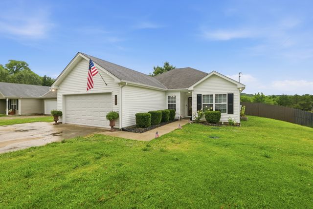 1569 Ringwald Rd, Murfreesboro, TN 37130