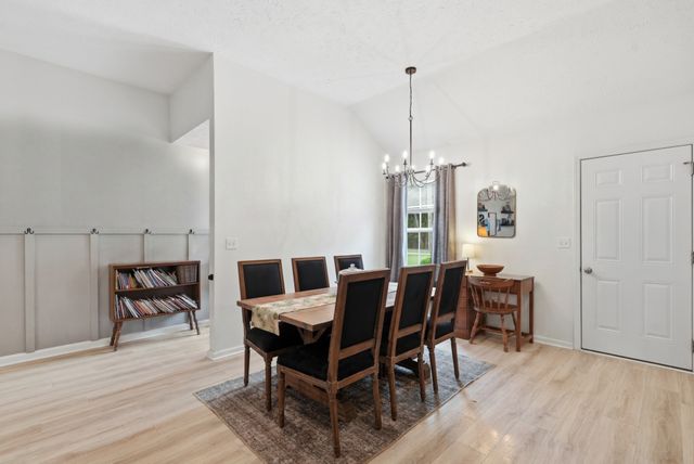 1569 Ringwald Rd, Murfreesboro, TN 37130