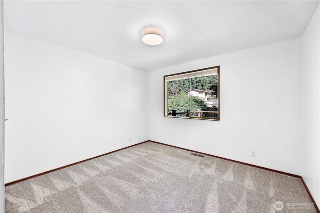 3730 NE 194th Street, Lake Forest Park, WA 98155