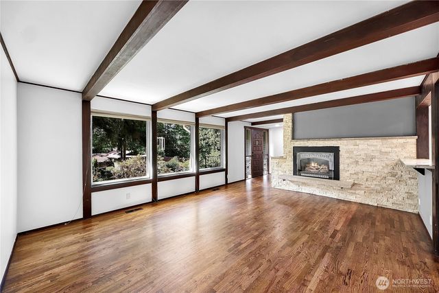 3730 NE 194th Street, Lake Forest Park, WA 98155