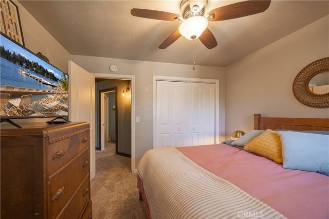875 Sierra Vista Drive, Twin Peaks, CA 92391