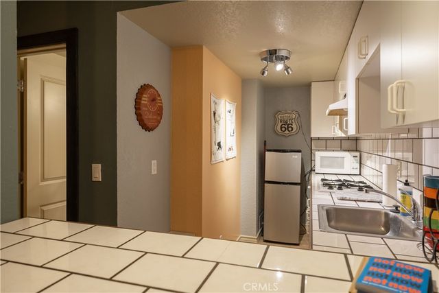 875 Sierra Vista Drive, Twin Peaks, CA 92391