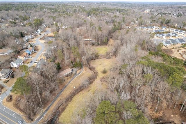1036 Wooten Lake Road NW, Kennesaw, GA 30144
