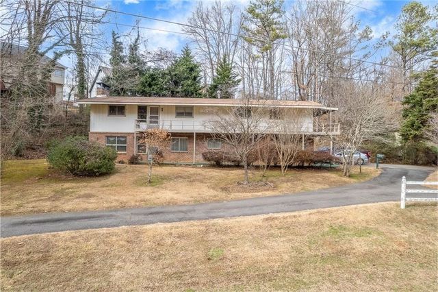 1036 Wooten Lake Road NW, Kennesaw, GA 30144