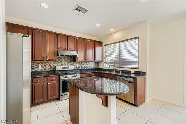 9856 Chief Sky Street, Las Vegas, NV 89178