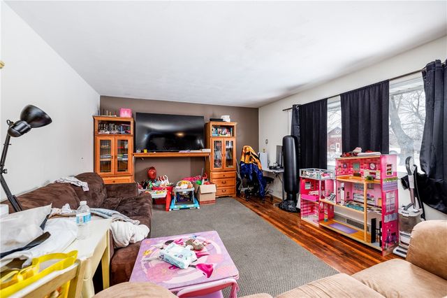 5380 West Ridge Road, Parma, NY 14559