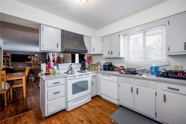 5380 West Ridge Road, Parma, NY 14559