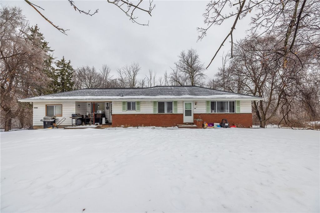 5380 West Ridge Road, Parma, NY 14559