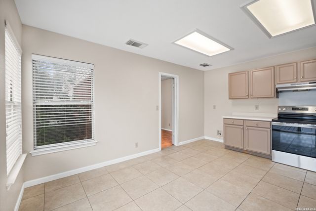 2810 Redrock, San Antonio, TX 78259