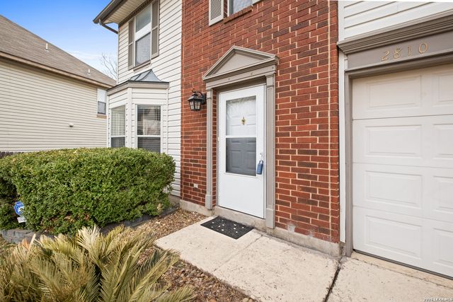 2810 Redrock, San Antonio, TX 78259