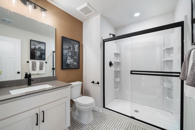 10517 Glenbrook Avenue S, Cottage Grove, MN 55016