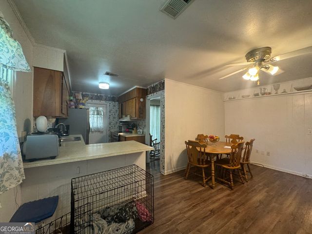 1032 Elberta Road, Warner Robins, GA 31093