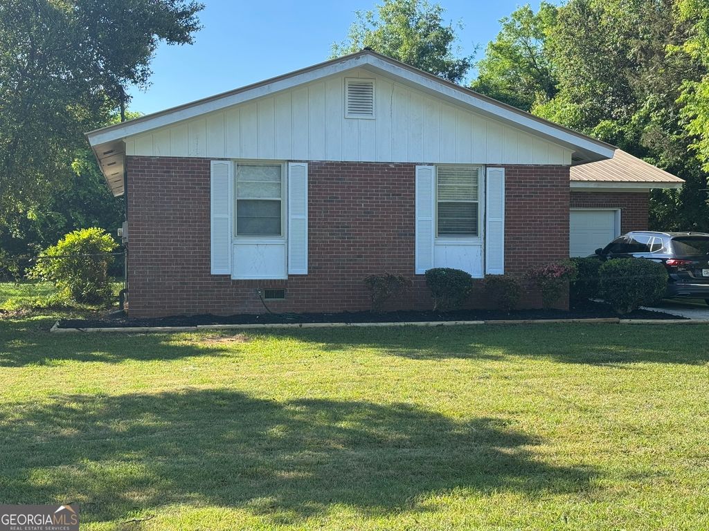 1032 Elberta Road, Warner Robins, GA 31093