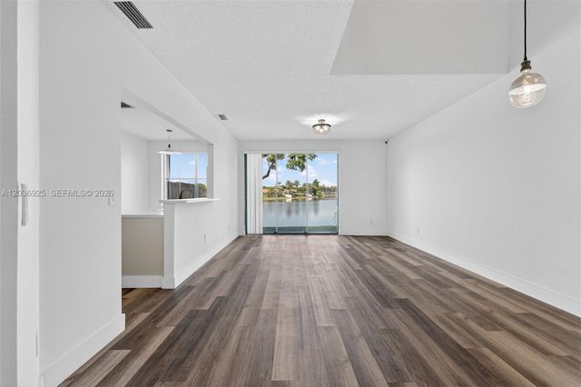 1361 NW 126th Way, Sunrise, FL 33323