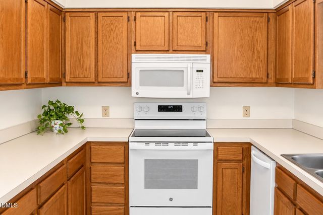 212 Wetherburn Lane, Raleigh, NC 27615