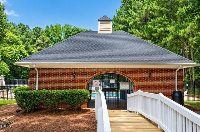 212 Wetherburn Lane, Raleigh, NC 27615