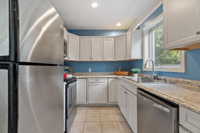 360 Winter Street, North Andover, MA 01845