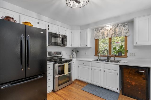 230 Austin Farm Road, Exeter, RI 02822