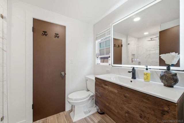404 Bonair Street, La Jolla, CA 92037
