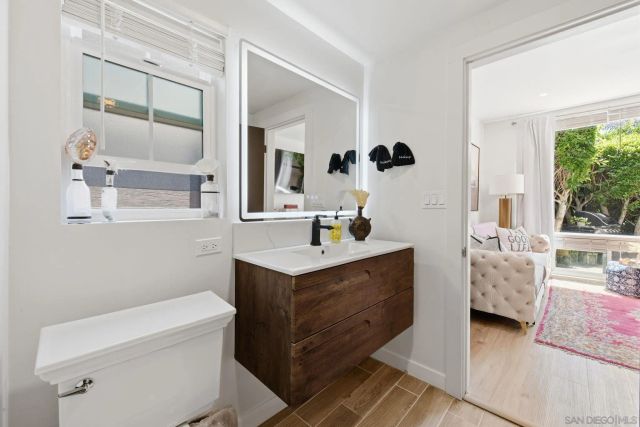 404 Bonair Street, La Jolla, CA 92037