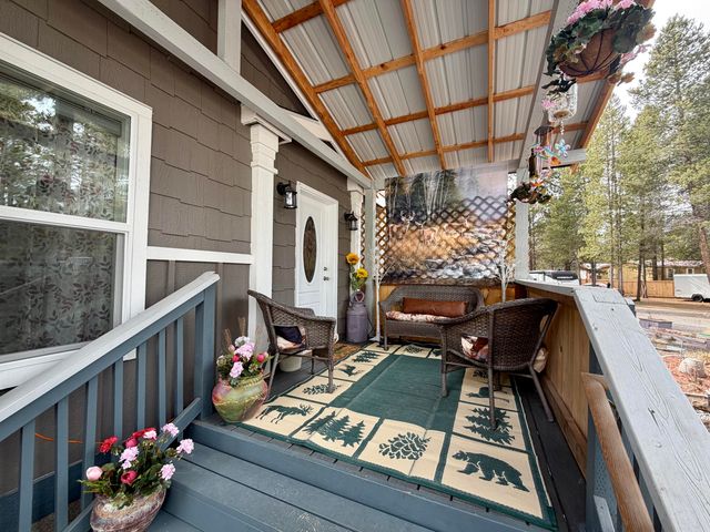 15675 Holiday Court, La Pine, OR 97739