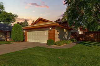 5328 Emerald Way, Apple Valley, MN 55124
