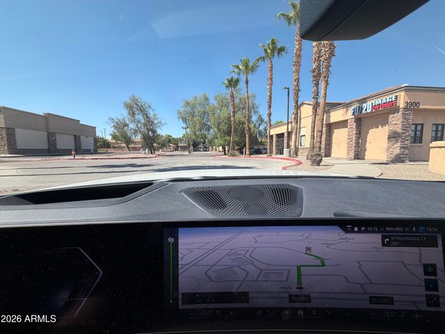 3950 W ROUNDABOUT Circle, Chandler, AZ 85226