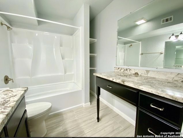 8030 Broadway Apt 204C, San Antonio, TX 78209