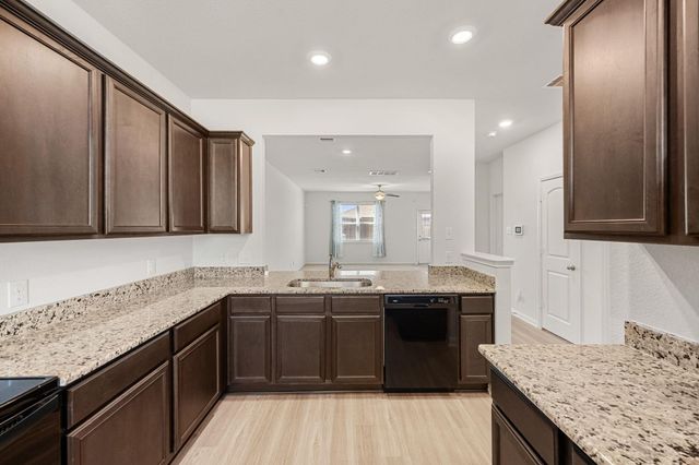 15243 Crescent Brookfield Drive, Humble, TX 77396