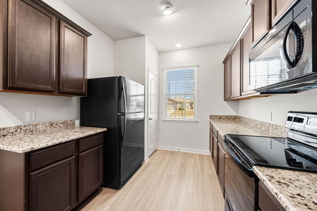 15243 Crescent Brookfield Drive, Humble, TX 77396