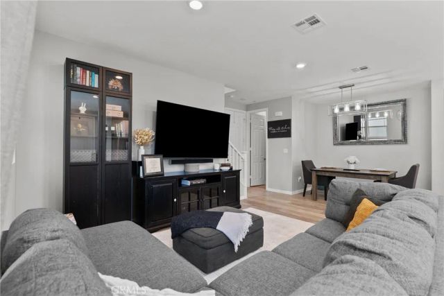 27012 Trail View Lane, Valencia, CA 91381