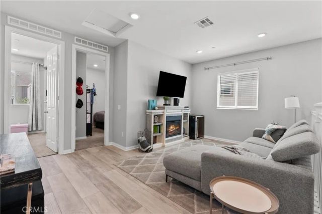 27012 Trail View Lane, Valencia, CA 91381