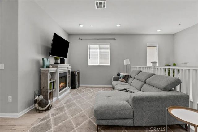 27012 Trail View Lane, Valencia, CA 91381