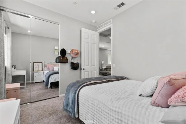 27012 Trail View Lane, Valencia, CA 91381