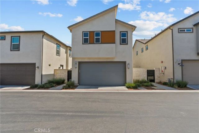 27012 Trail View Lane, Valencia, CA 91381