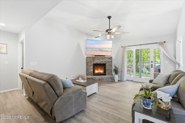 961 Buccaneer Lane, Manahawkin, NJ 08050