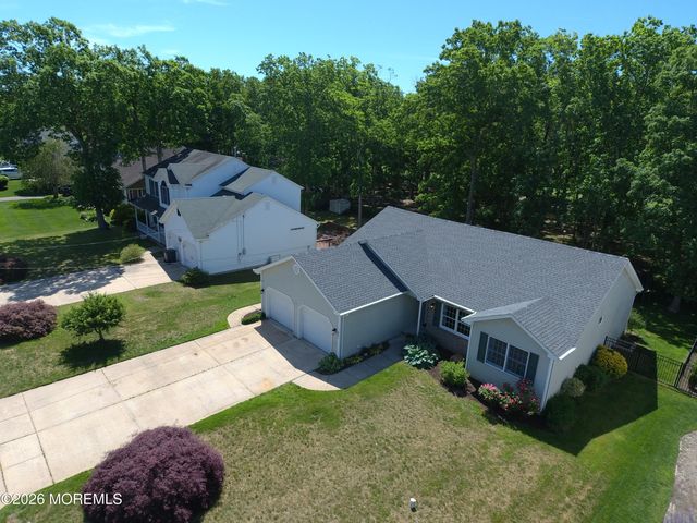 961 Buccaneer Lane, Manahawkin, NJ 08050