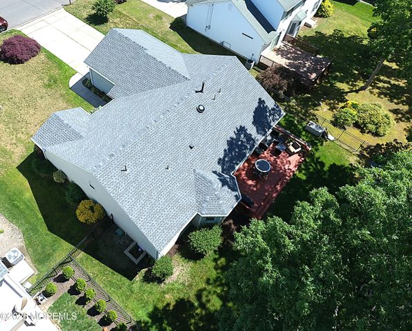 961 Buccaneer Lane, Manahawkin, NJ 08050