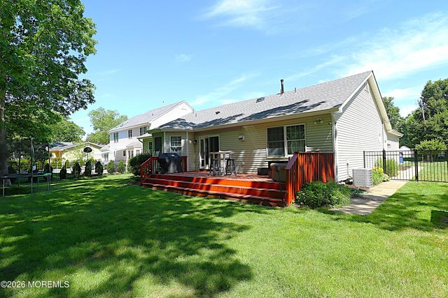 961 Buccaneer Lane, Manahawkin, NJ 08050
