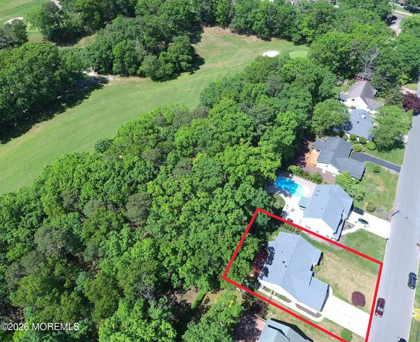 961 Buccaneer Lane, Manahawkin, NJ 08050